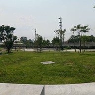 บรรยากาศ สนามแบดมินตัน ลาซาล 48 แบดมินตัน ปาร์ค