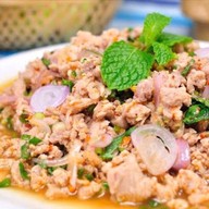 ส้มตำ สถานีแซ่บ บางหว้า(บันไดทางลงที่2 MRT บางหว้า) บางหว้า