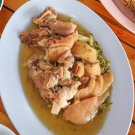 ขาหมูบางรัก