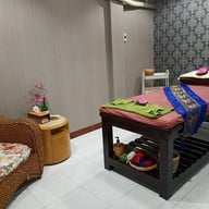 ดารินนวดเพื่อสุขภาพศรีราชา the green massage