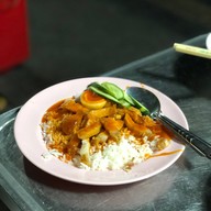 เมนูของร้าน บะหมี่เกี๊ยว เจ๊ จุ๋ม