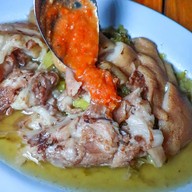 ขาหมูบางรัก