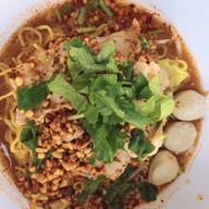 Noodle Daddy ก๋วยเตี๋ยวหมู&เนื้อ สาขา 1 (สุทธิสาร)
