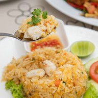 เมนูของร้าน Hom-CHA CAFE Steak Bistro