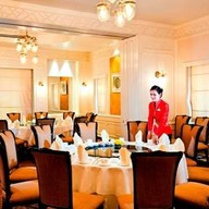 ดิเอมเพรส The Empress Chinese Restaurant โรงแรมรอยัลปริ๊นเซส หลานหลวง