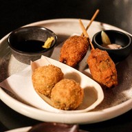 เมนูของร้าน Red Thread Bar