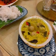 Royal Jasmine Authentic Thai Cuisine Soho Diamond Condo