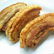 กะเพราแท้ ร้านยิ่งเจริญ สาขาสำนักงานที่ดินบ้านโป่ง