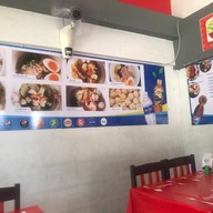 ก๋วยเตี๋ยวหมูจอมพล