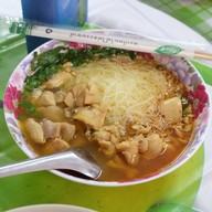 เมนูของร้าน ก๋วยเตี๋ยวไก่ยายปอน