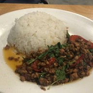 ยิ้มอร่อยเมี่ยงปลาเผา อาหารไทย-อีสาน รสจัดจ้าน คุณภาพอร่อยแบบร้านอาหาร