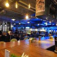 บรรยากาศ WISHBEER Home Bar The Street Ratchada