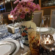 Upper Bar & Restaurant UD TOWN