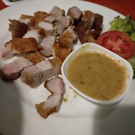 ร้านอาหารทิวไผ่