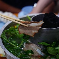 ไออุ่น สุกี้ยูนนาน