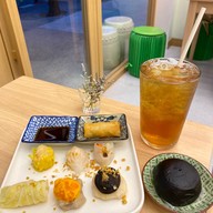 LIM DIM SUM GUMP’s Ari