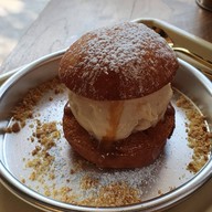 เมนูของร้าน ถ้วยถังไอติม บรรทัดทอง