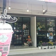 Famoso Cafe&Restaurant