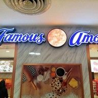 หน้าร้าน Famous Amos The Market Bangkok