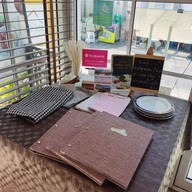 ยุ้งสยาม ไทยคูวซีน ถนนพระอาทิตย์ {หลัก}