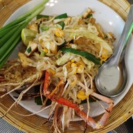 ยุ้งสยาม ไทยคูวซีน ถนนพระอาทิตย์ {หลัก}