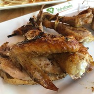 เมนูของร้าน กุหลาบดอกใหม่ บายนิวไก่ย่างบัวตอง