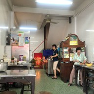 ก๋วยเตี๋ยวต้มยำเจ๊ยี่