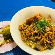 เมนูของร้าน ข้าวซอยป้าหล้า