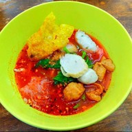 ก๋วยเตี๋ยวลูกชิ้นปลา นายเล้ง