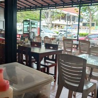 บรรยากาศ อ้วนบะกุ๊ดเต๋ สงขลา บ่อยาง