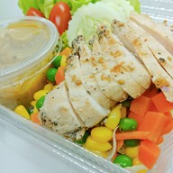 เมนูของร้าน Masarap มาซารับ (ฮาลาล) - สลัด เพื่อสุขภาพ