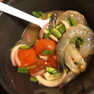 เมนูของร้าน ยำสุดติ่ง