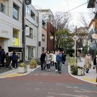 บรรยากาศ Cat Street