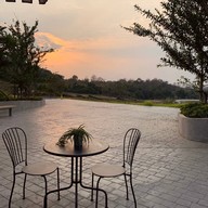บรรยากาศ Bend Tea Bar & Snack - เบ็นด์ ทีบาร์แอนด์สแนค เบ็นด์ คาเฟ่