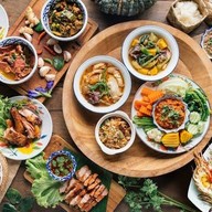 ครัวแม่ตุ๊ก (Mama Tuk Kitchen)