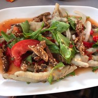 ยำอร่อย byzee