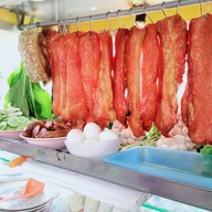 เมนูของร้าน ฟลุ๊ค บะหมี่ เกี๊ยว หน้าเซเว่นพฤกษา30