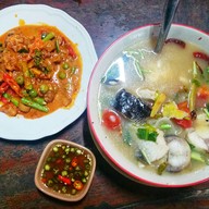 เมนูของร้าน ครัวปู่ย่า ( ป้าเอียด ปลาคัง )