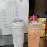 เมนูของร้าน กาแฟสดหน้าวัดรวก
