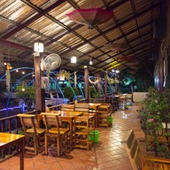 บรรยากาศ MadamDuang Cafe ขอนแก่น