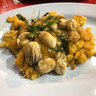 เมนูของร้าน นายหมงหอยทอด