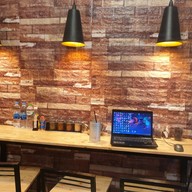 บรรยากาศ เนื้อตุ๋น อภิรมย์