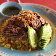 ร้านอาหารยังวันส์