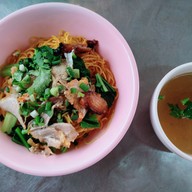 ฟลุ๊ค บะหมี่ เกี๊ยว หน้าเซเว่นพฤกษา30