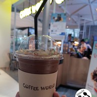 เมนูของร้าน Coffee World สนามบินสุวรรณภูมิ