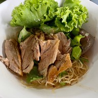 เมนูของร้าน เป็ดพะโล้ชัยวัฒน์