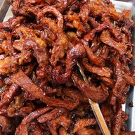 หมูเนื้อแดดเดียวคุณเชียร์ ตลาดrca