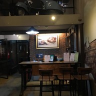 โรงแรมหมายเลข 8