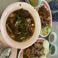 แม่อุไร ข้าวหน้าเป็ด