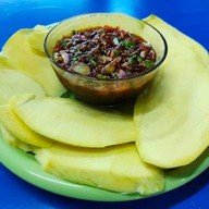 ข้าวคลุกกะปิ ร้านเจ๊หมวยป้อมปราการ